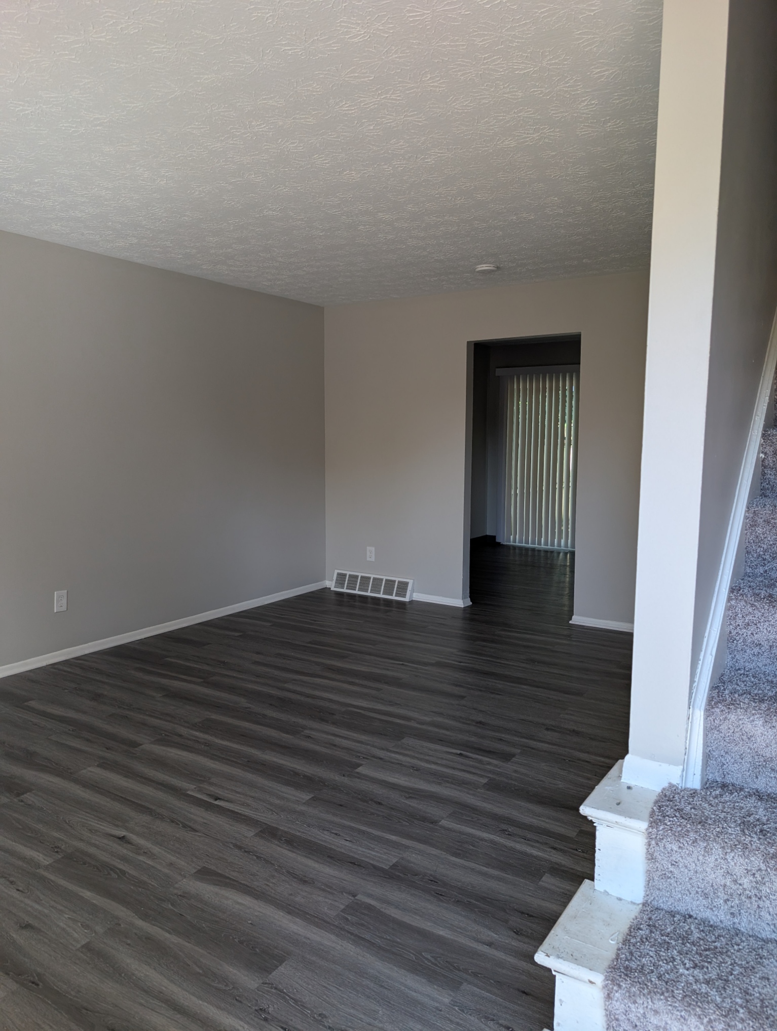 Courtright Lane - 3476