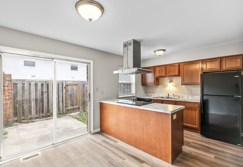 Wood Creek Drive - 5289