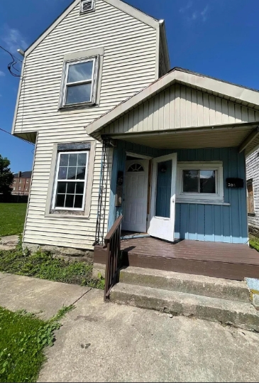 Blaine Avenue - 213