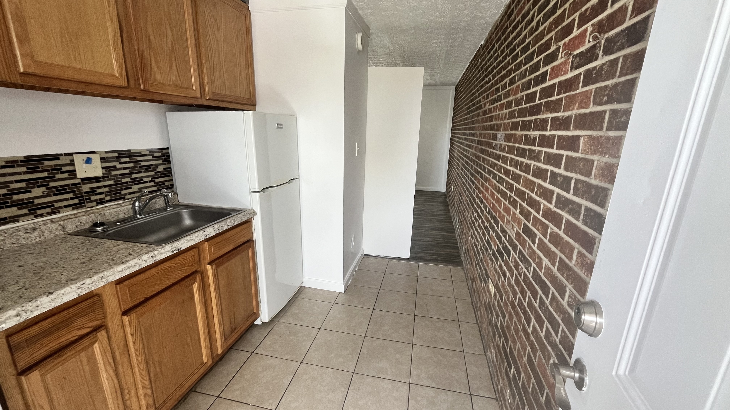 398 South Central Avenue - K